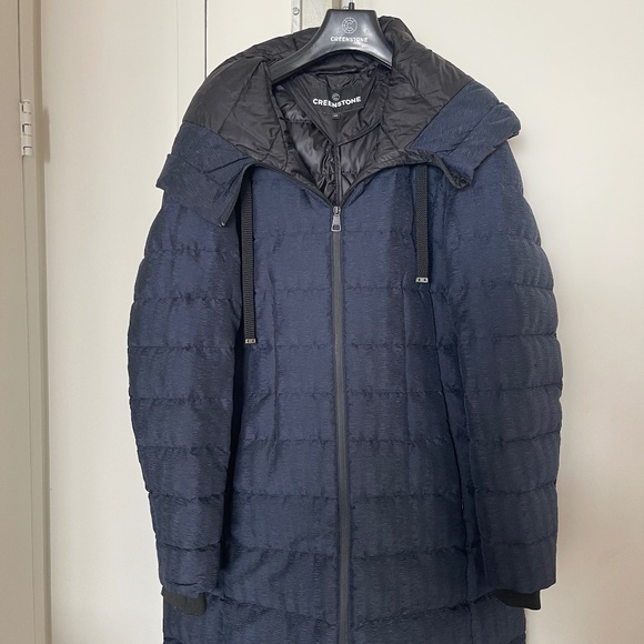 Creenstone Coat - Picture 1 of 6